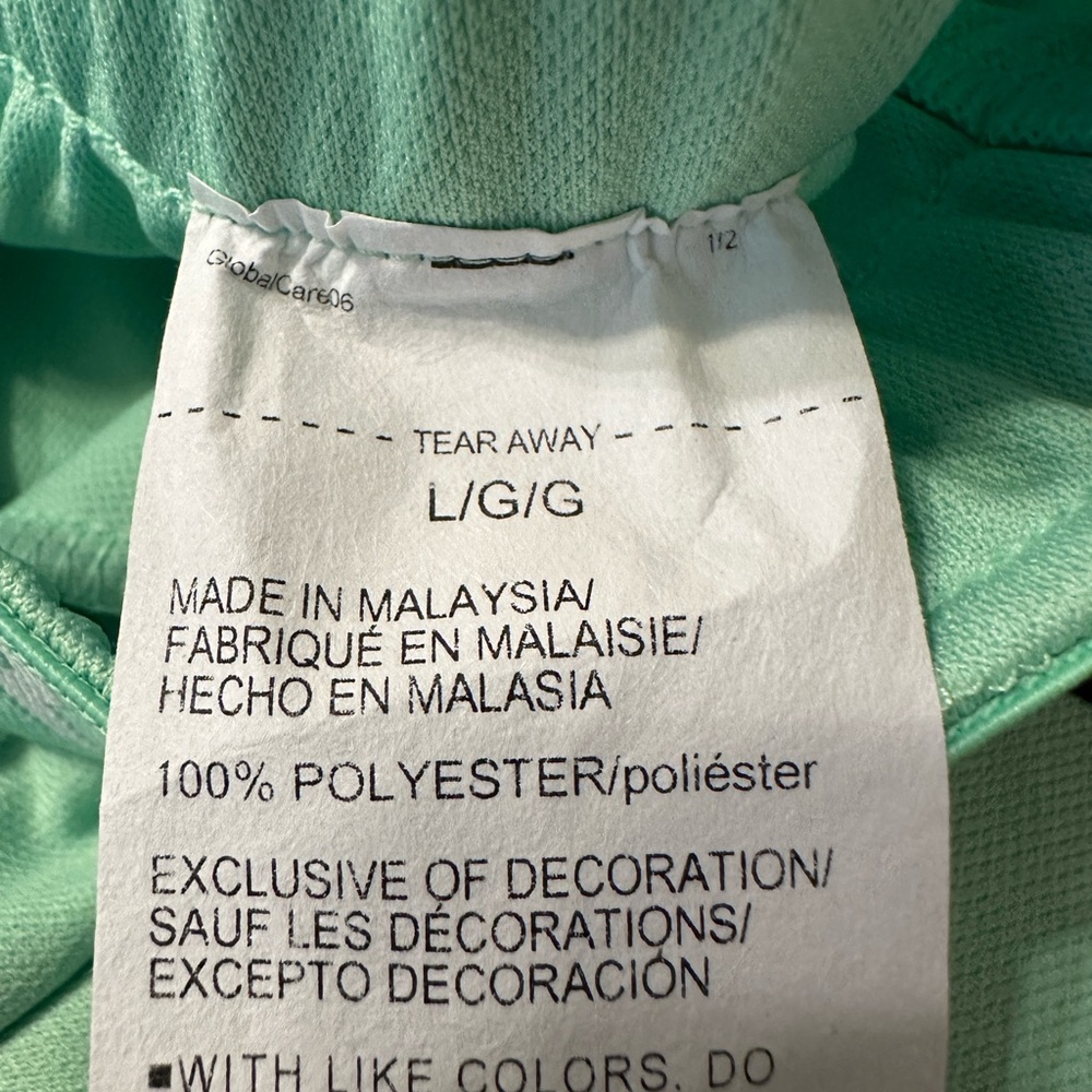 Under Armour Women's Loose Play Up Vibrant Green Athletic Shorts - NWT - Size L - Picture 8 of 12